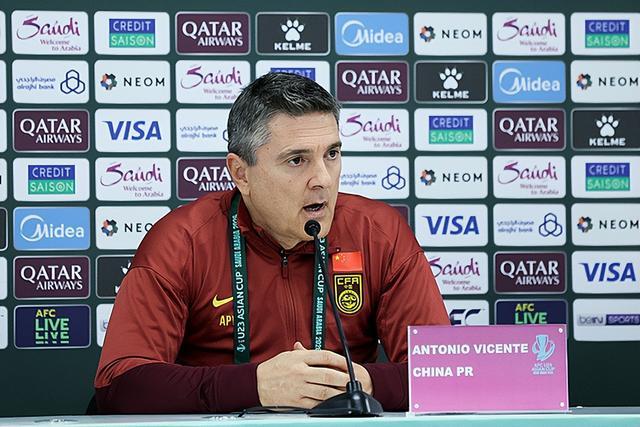 hth官方-U23国足主帅安东尼奥：中日足球之间的差距巨大，明天必将竭尽全力，我们会让特别的事情发生